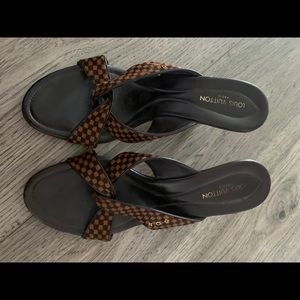 Louis Vuitton small heeled sandal